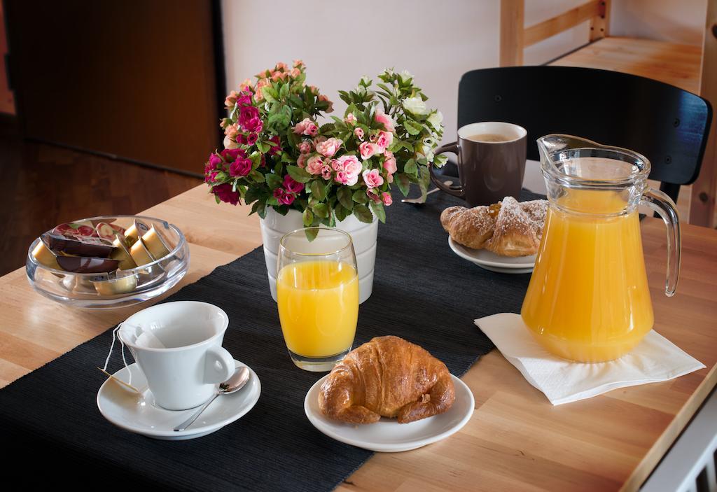 B&B Feel At Home Fiumicino Buitenkant foto